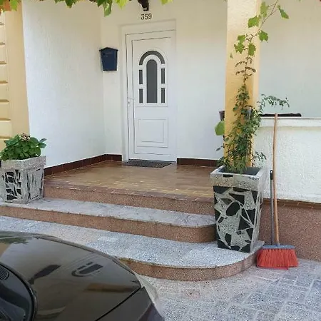 Vera Appartement Kampor